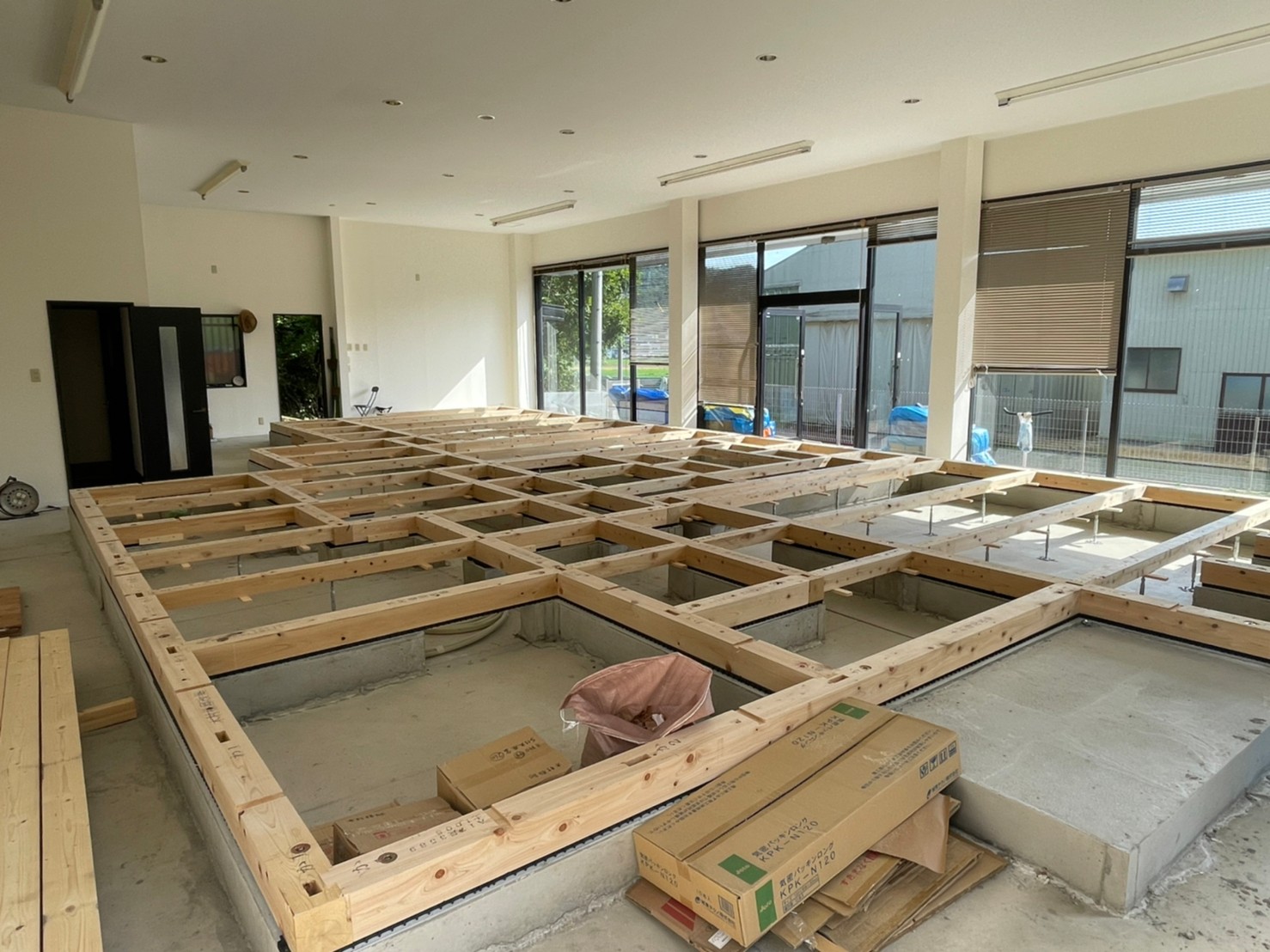 鉄骨の建物の中に木造の新築を建てる　part3