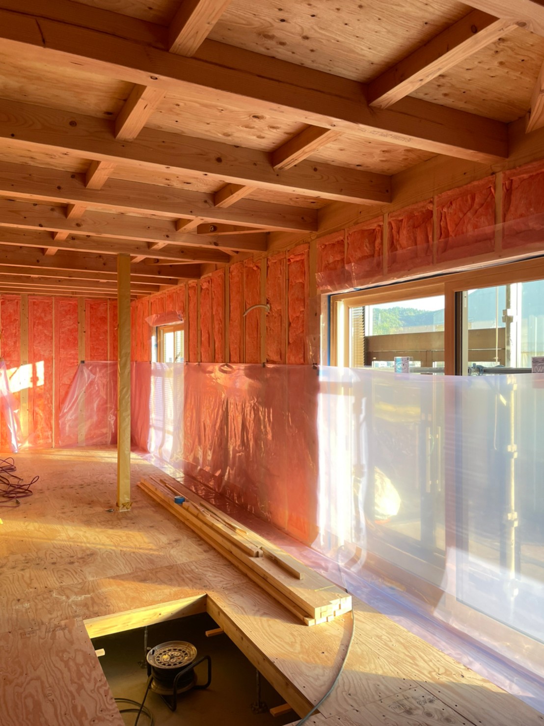 鉄骨の建物の中に木造新築を建てる　part5